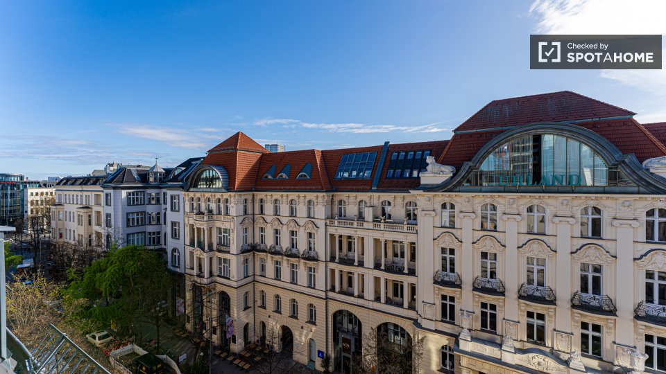 Double room Berlin, 5 beds, 166m² — photo 13