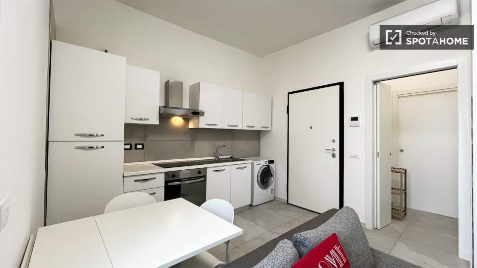 Apartment Milan, 1 bed, 45m² — photo 14
