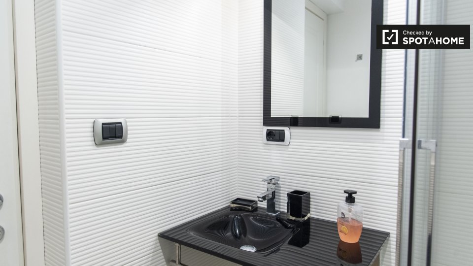 Apartment Rome, 1 bed — photo 15