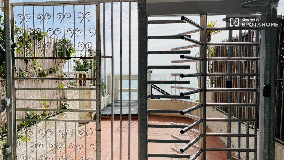 Apartment mono Lisbon — photo 28