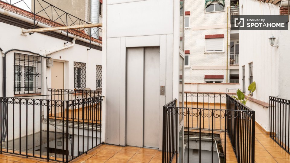 Apartment mono Madrid — photo 18