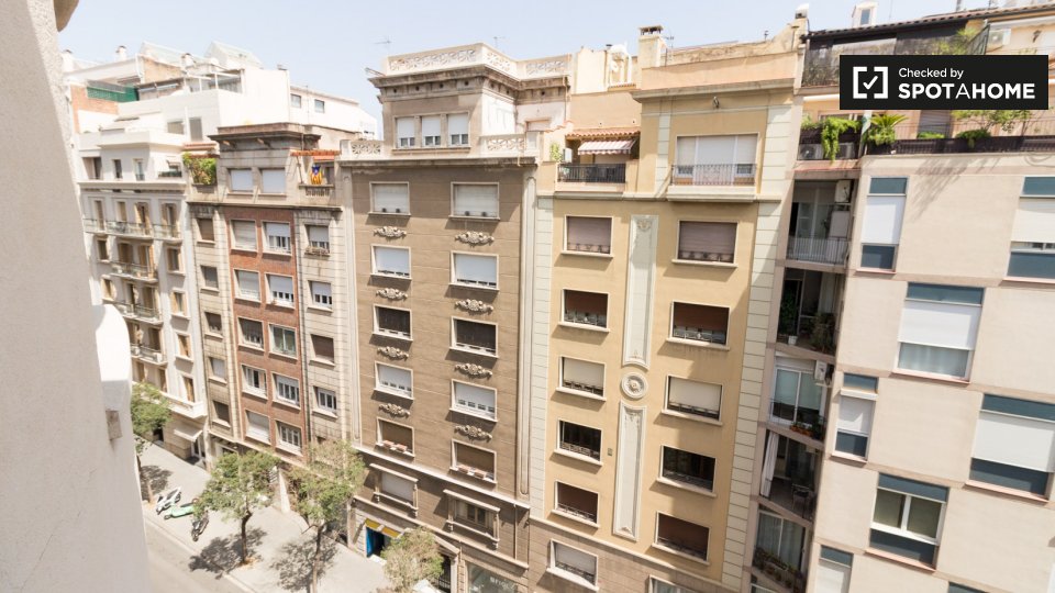 Double room Barcelona, 4 beds — photo 12