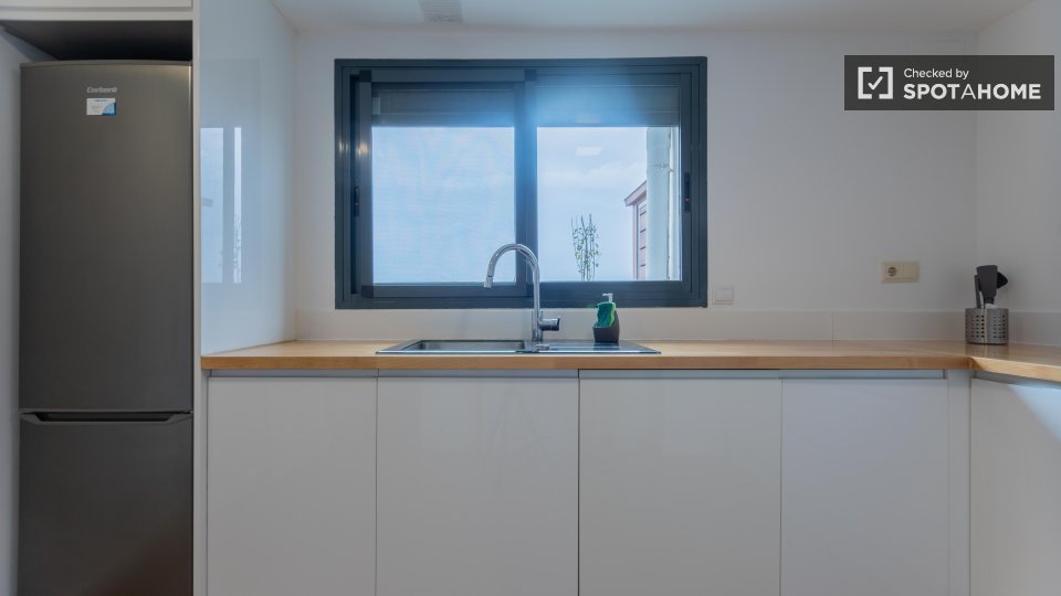 Apartment Valencia, 4 beds, 152m² — photo 12