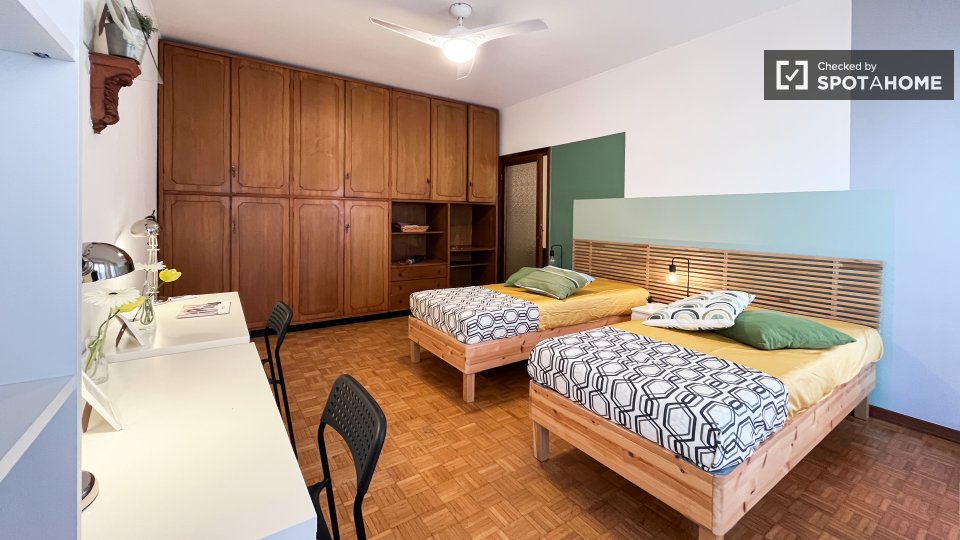 Double room Milan, 4 beds — photo 1