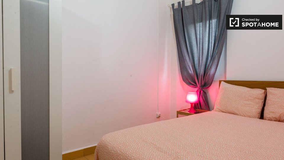 Double room Barcelona, 2 beds, 40m² — photo 19