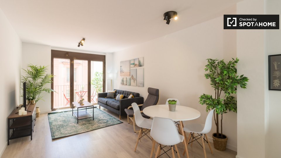 Apartment Barcelona, 3 beds — photo 1