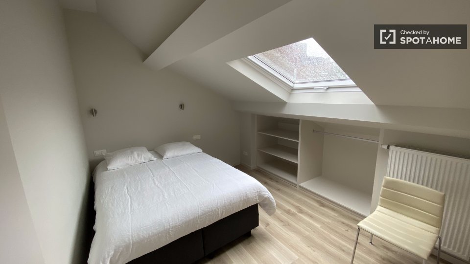 Double room Brussels, 6 beds — photo 26
