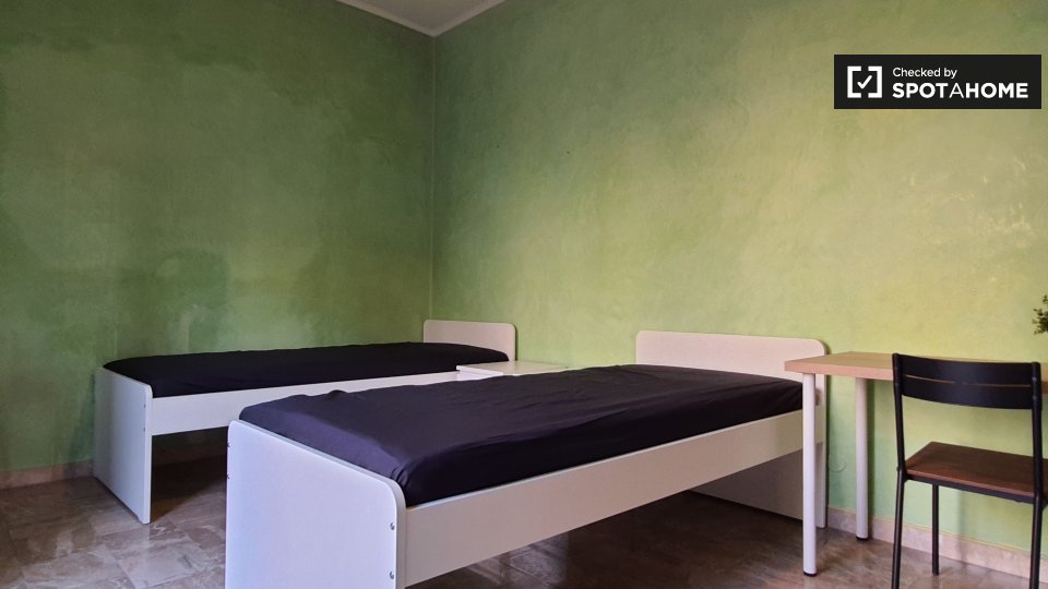Double room Milan, 3 beds — photo 3