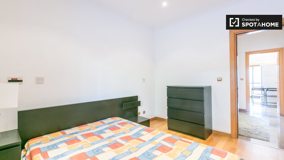 Apartment Lisbon, 1 bed, 90m² — photo 14