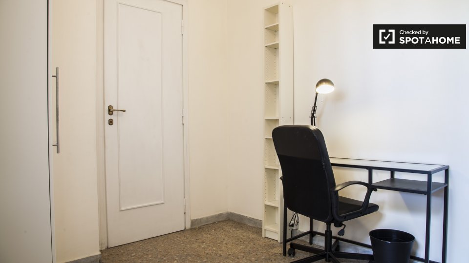 Double room Rome, 4 beds, 120m² — photo 3
