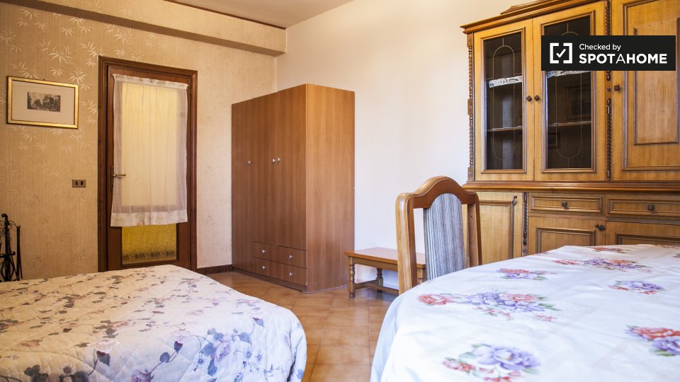 Double room Rome, 8 beds, 360m² — photo 3