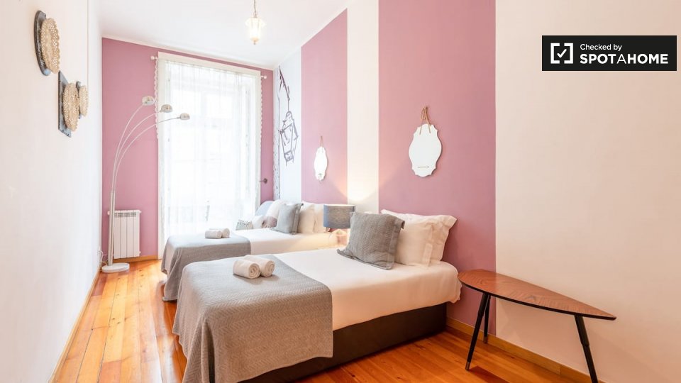 Apartment Lisbon, 2 beds — photo 9