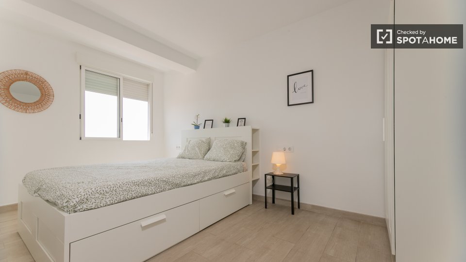 Apartment Valencia, 2 beds, 75m² — photo 4