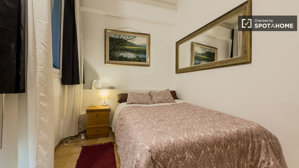 Double room Barcelona, 5 beds — photo 18
