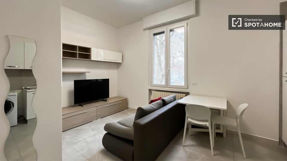 Apartment Milan, 1 bed, 45m² — photo 11