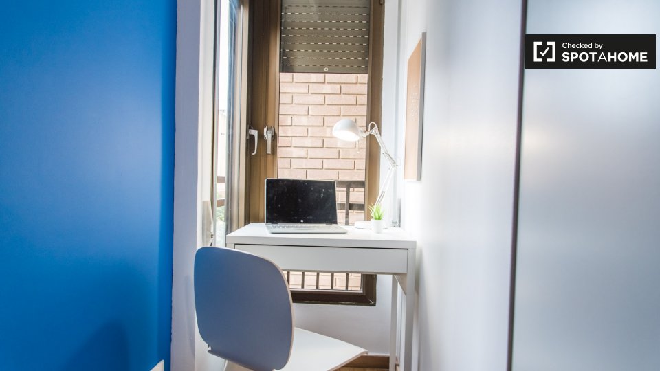 Camera doppia in affitto, appartamento con 5 camere da letto, El Pla del Real - in Valencia
