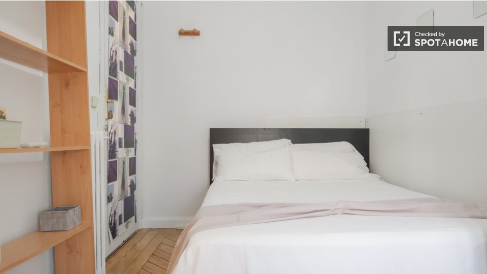 Double room Madrid, 10 beds — photo 5