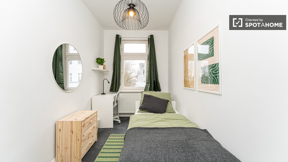 Double room Berlin, 8 beds, 146m² — photo 4