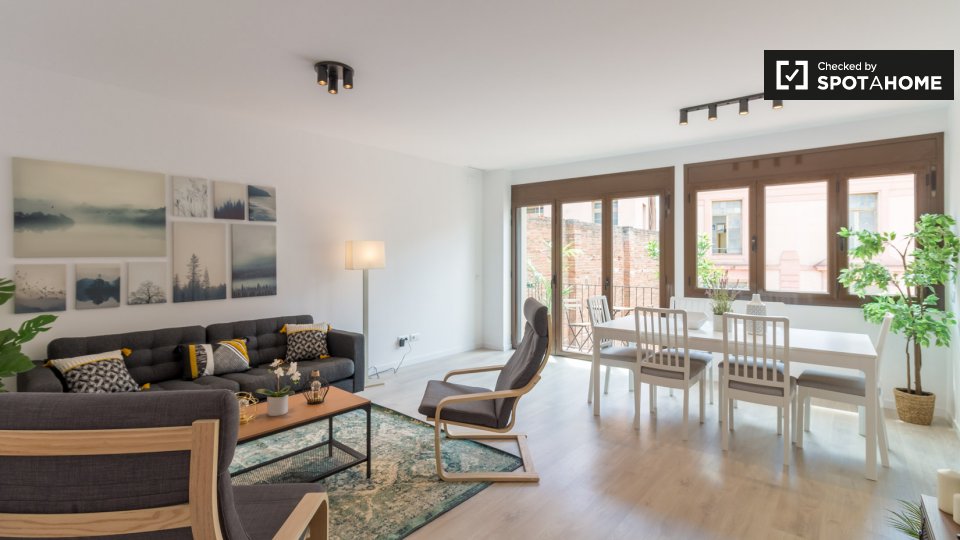 Apartment Barcelona, 3 beds — photo 1
