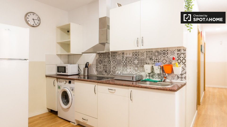 Double room Barcelona, 6 beds — photo 8
