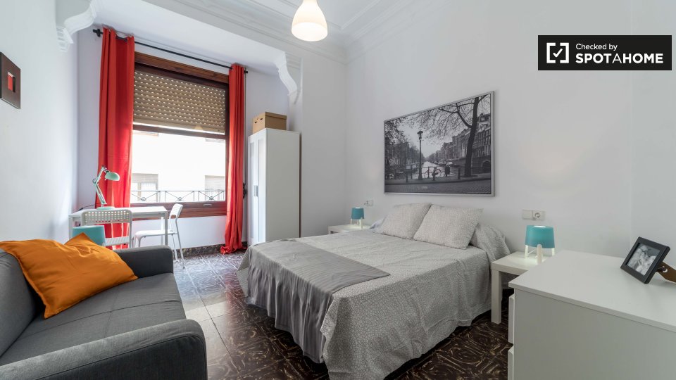 Double room Valencia, 8 beds — photo 3
