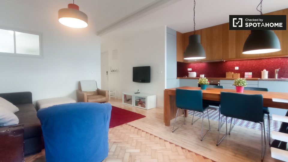 Apartment Lisbon, 2 beds, 68m² — photo 18