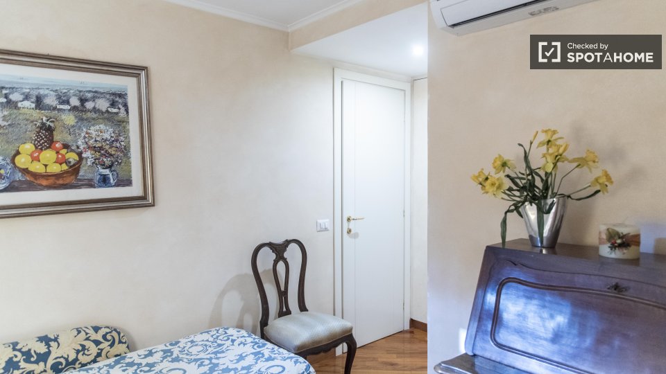 Apartment Rome, 2 beds — photo 13