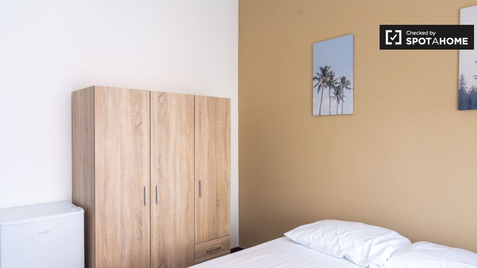 Double room Rome, 5 beds — photo 6