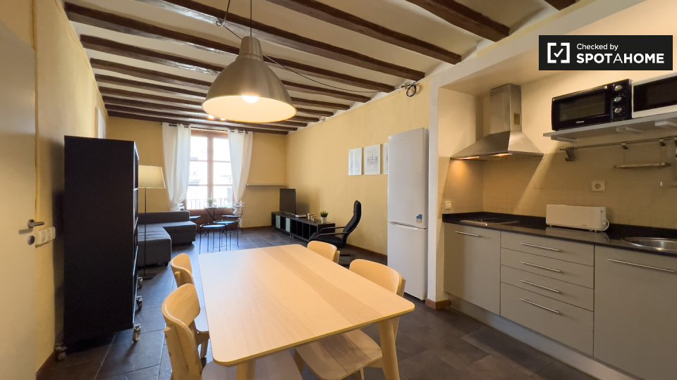 Apartment mono Barcelona, 68m² — photo 1