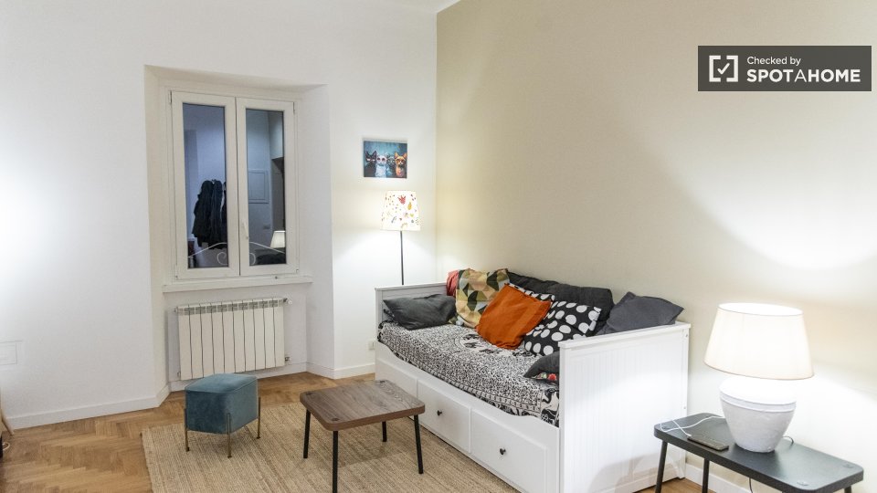Apartment Rome, 1 bed — photo 9