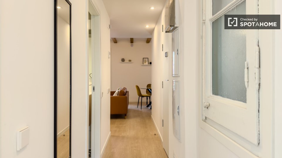 Apartment Barcelona, 2 beds, 74m² — photo 35