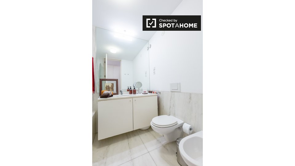 Double room Lisbon, 4 beds, 200m² — photo 7