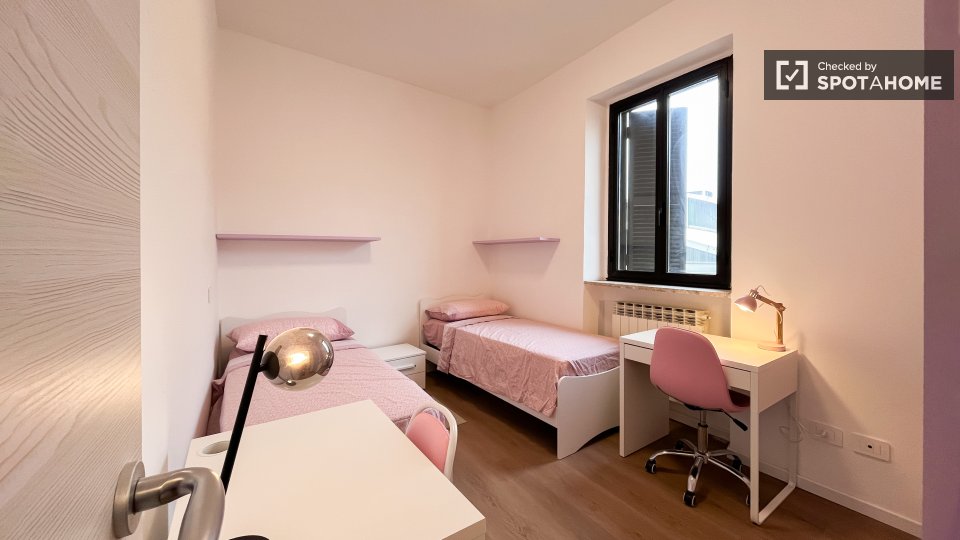 Double room Milan, 4 beds — photo 17