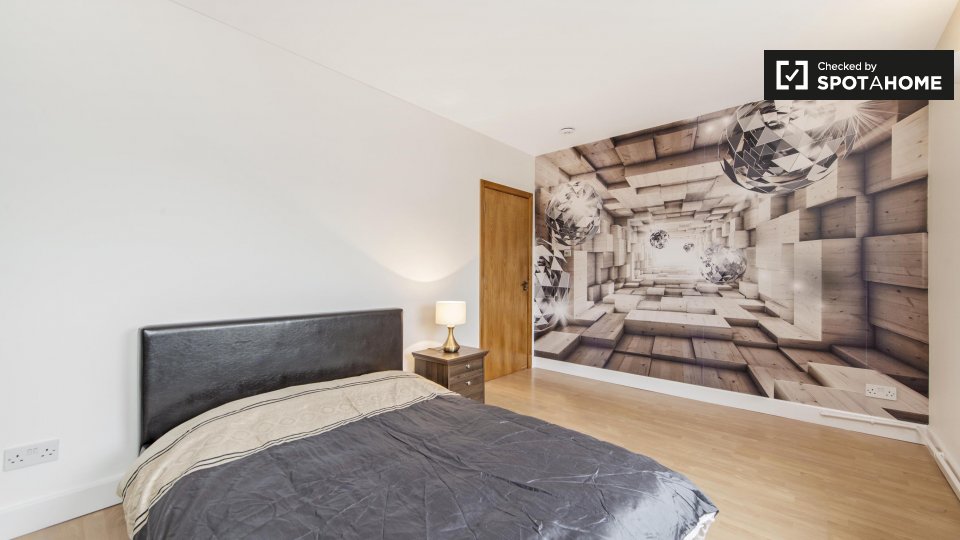 Double room London, 2 beds, 120m² — photo 4