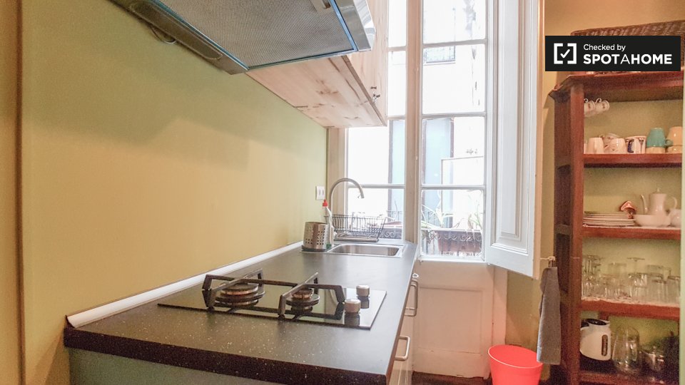 Apartment mono Barcelona, 35m² — photo 3