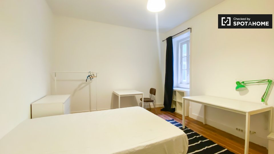 Double room Lisbon, 8 beds, 220m² — photo 3