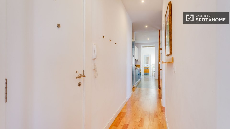 Apartment Lisbon, 2 beds — photo 46