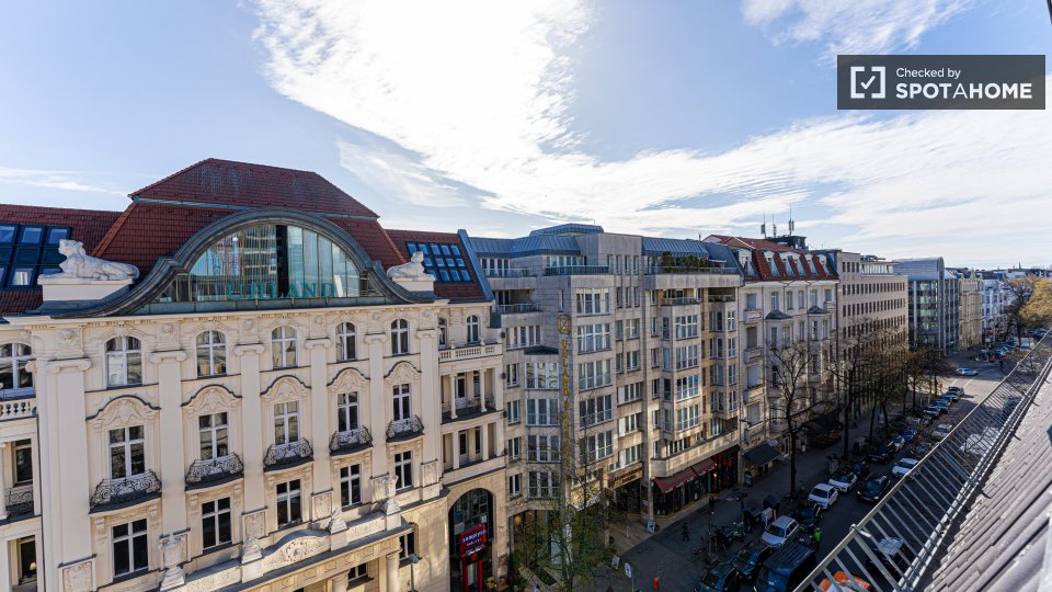Double room Berlin, 5 beds, 166m² — photo 4