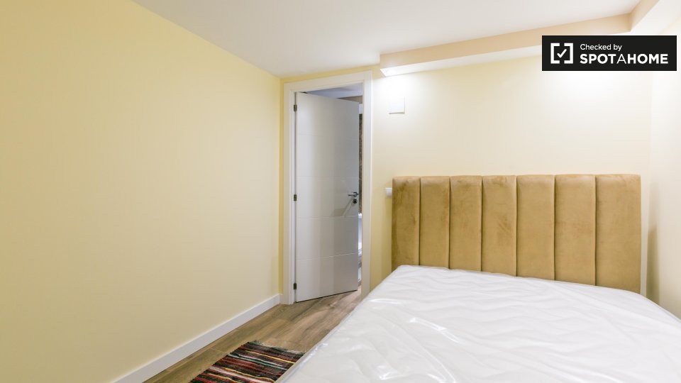 Double room Lisbon, 11 beds, 320m² — photo 2