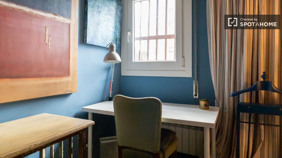 Double room Madrid, 4 beds — photo 11