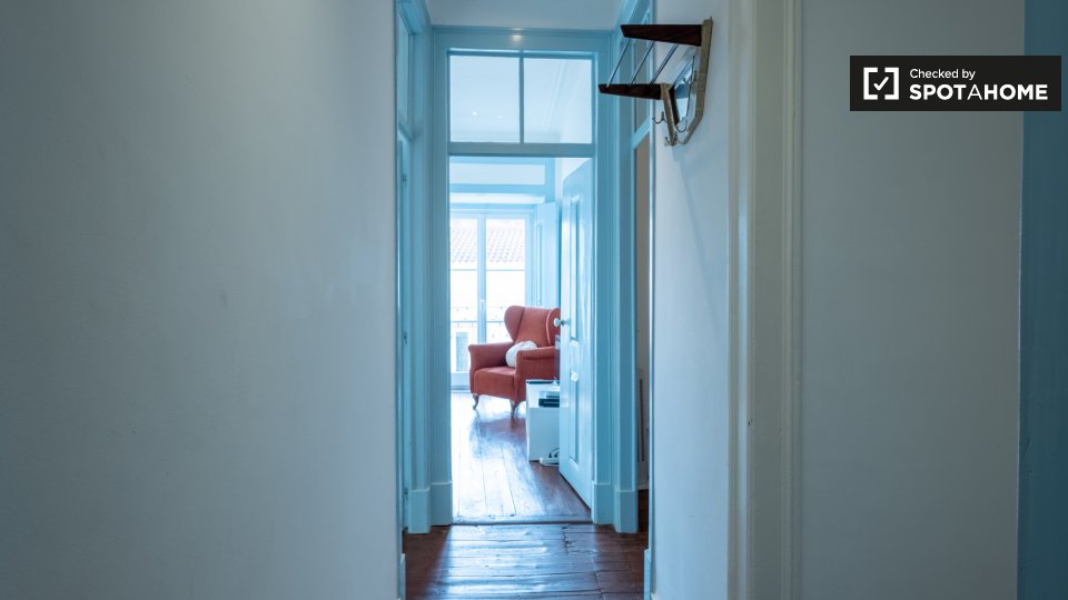 Apartment Lisbon, 1 bed — photo 3