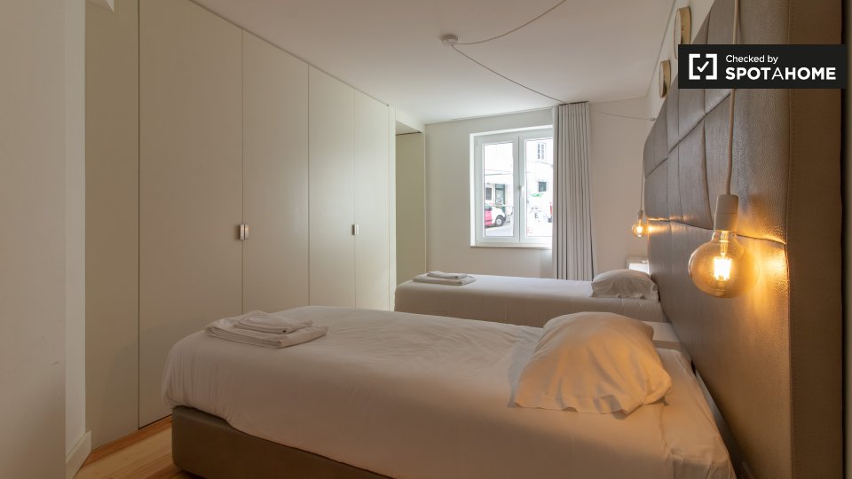 Apartment Lisbon, 2 beds — photo 16