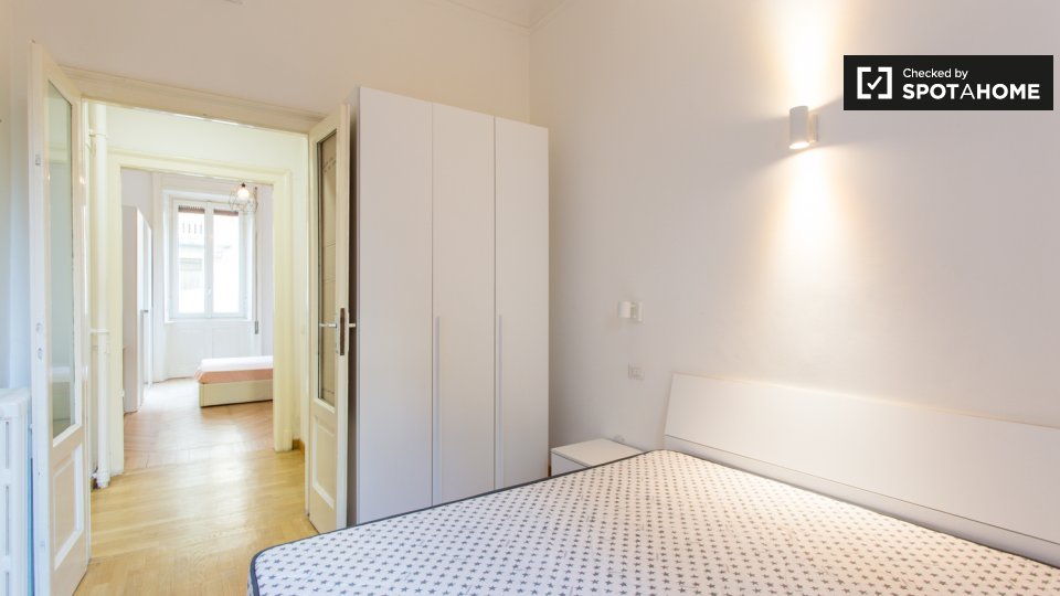 Double room Milan, 3 beds, 90m² — photo 22