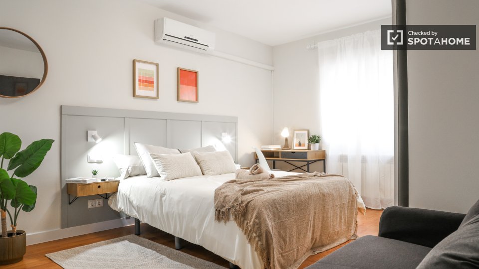 Double room Madrid, 4 beds — photo 9