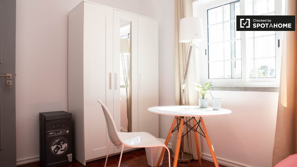 Double room Lisbon, 12 beds, 350m² — photo 4