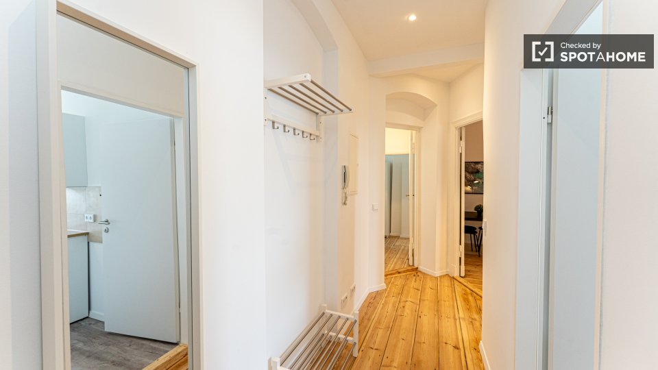 Double room Berlin, 5 beds, 79m² — photo 15