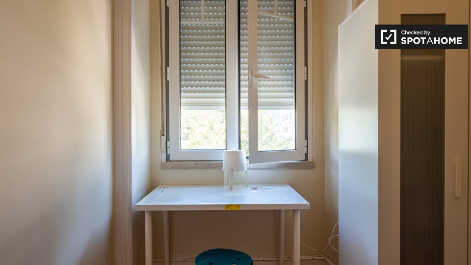 Double room Lisbon, 6 beds — photo 5