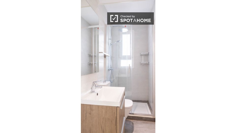Apartment Madrid, 2 beds — photo 6