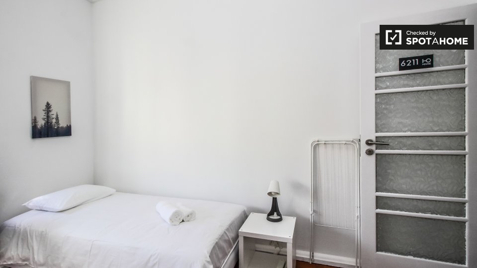 Double room Lisbon, 11 beds — photo 4