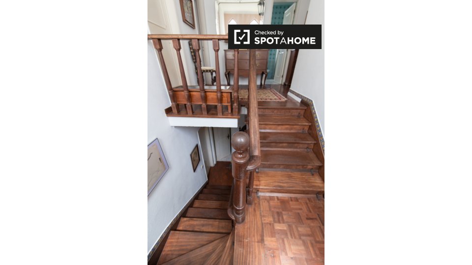 Double room Lisbon, 7 beds — photo 20